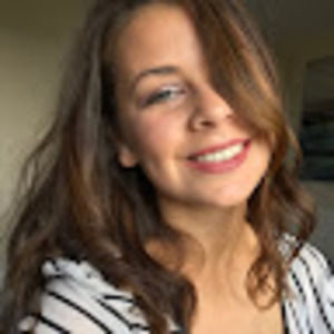 Meet your Posher, Cynthia